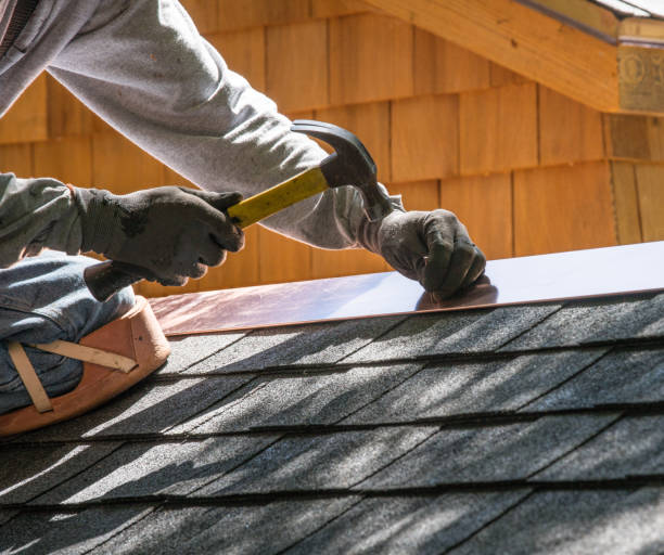 Best Commercial Roofing Services  in New Holstein, WI